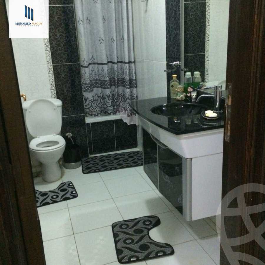 https://aqarmap.com.eg/ar/listing/5711162-for-sale-cairo-6th-of-october-featured-neighborhood-sixth-touristic-village-sameh-gado-st