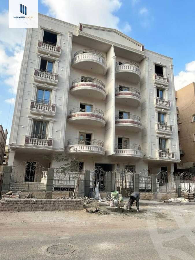 https://aqarmap.com.eg/en/listing/5711199-for-sale-cairo-6th-of-october-featured-neighborhood-sixth-touristic-village-sameh-gado-st