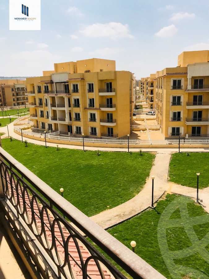 https://aqarmap.com.eg/ar/listing/5728307-for-sale-cairo-el-sheikh-zayed-city-compounds-el-khamayel