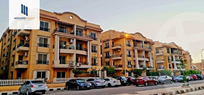 https://aqarmap.com.eg/en/listing/5728384-for-sale-cairo-el-sheikh-zayed-city-compounds-el-khamayel