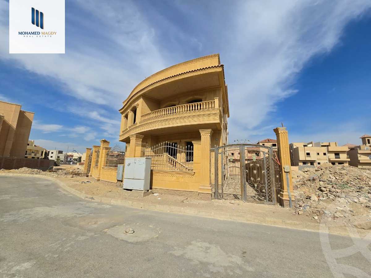 https://aqarmap.com.eg/ar/listing/5737039-for-sale-cairo-6th-of-october-compounds-blm-fyl