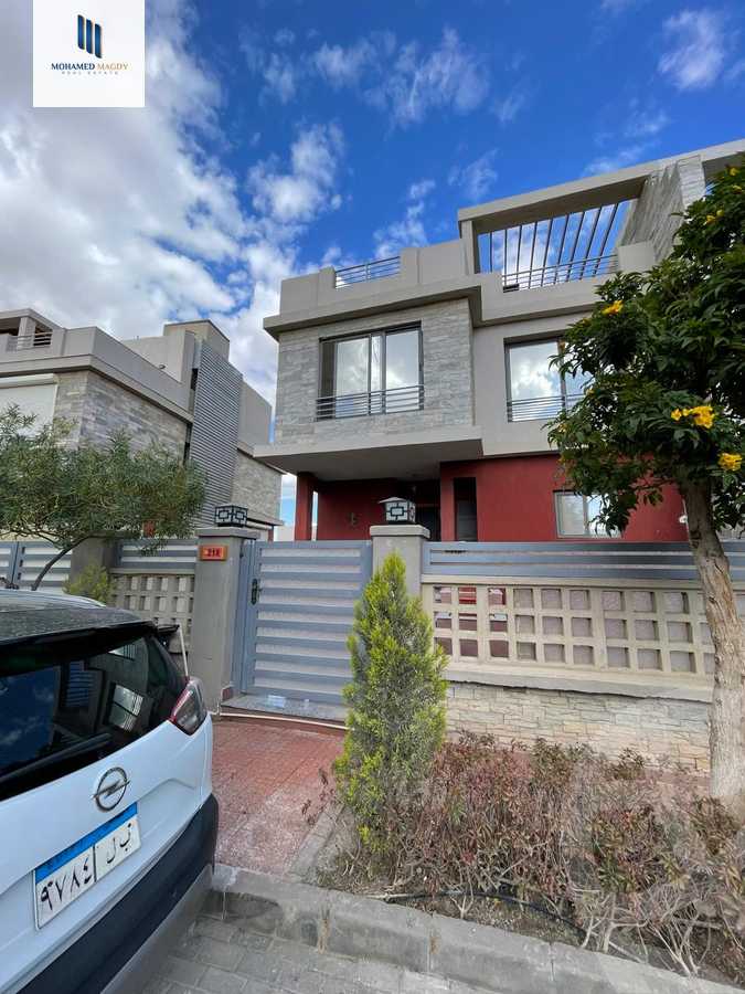 https://aqarmap.com.eg/ar/listing/5737232-for-sale-cairo-6th-of-october-compounds-reem-residence