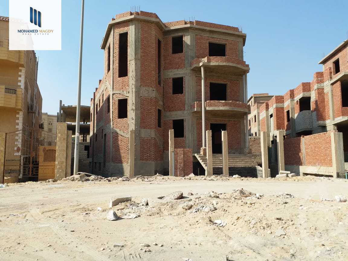 https://aqarmap.com.eg/en/listing/5737231-for-sale-cairo-6th-of-october-compounds-l-fyd-lbstn