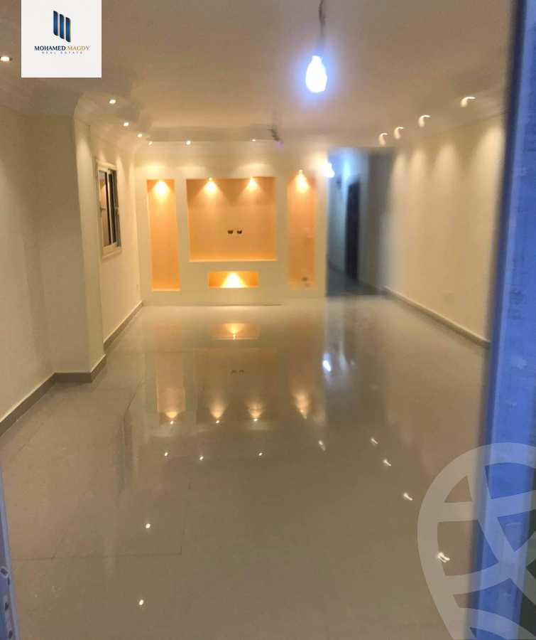 https://aqarmap.com.eg/ar/listing/5747043-for-sale-cairo-el-sheikh-zayed-city-el-hay-elsabeaa-lbstn