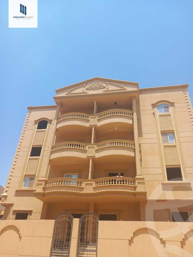 https://aqarmap.com.eg/en/listing/5747055-for-sale-cairo-6th-of-october-el-tawsaat-el-shamalya-hy-2000-qt