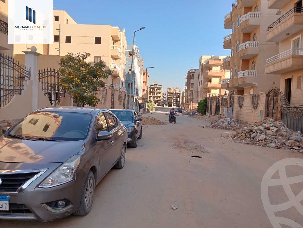 https://aqarmap.com.eg/en/listing/5747051-for-sale-cairo-6th-of-october-el-tawsaat-el-shamalya-hy-2000-qt