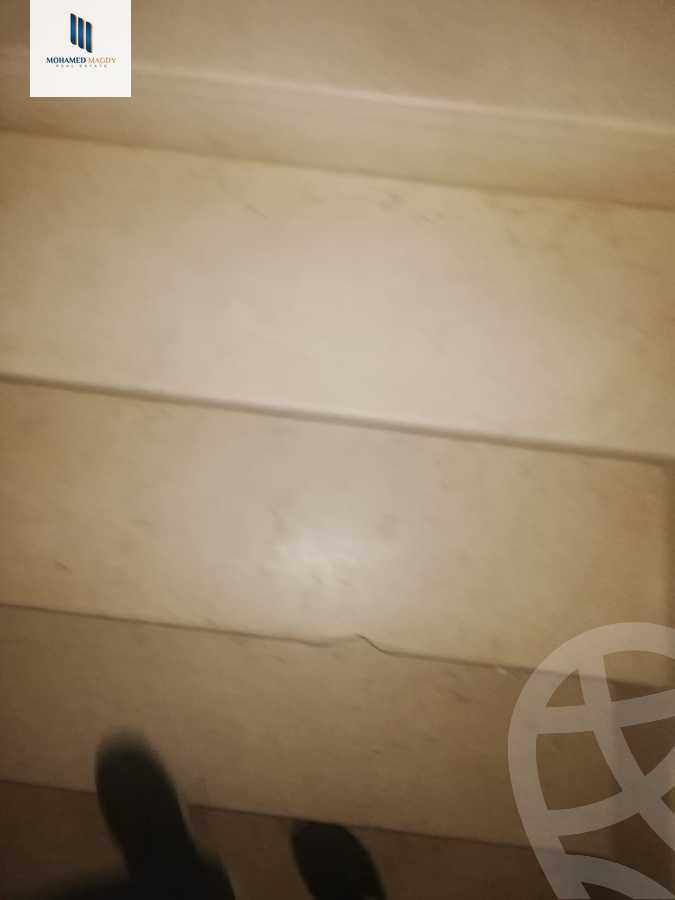 https://aqarmap.com.eg/en/listing/5751401-for-sale-cairo-el-sheikh-zayed-city-el-hay-elasher-street-100