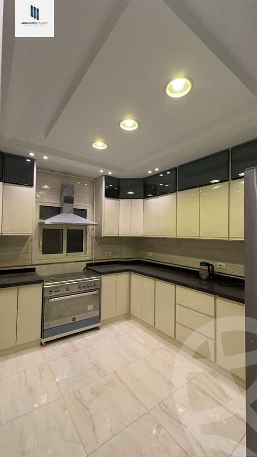 https://aqarmap.com.eg/en/listing/5751616-for-sale-cairo-6th-of-october-featured-neighborhood-sixth-touristic-village-al-wageh-street