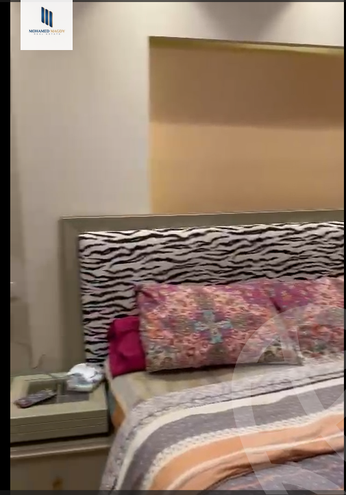https://aqarmap.com.eg/en/listing/5753481-for-sale-cairo-el-sheikh-zayed-city-el-hay-el-hady-ashaer-area-3-street-33
