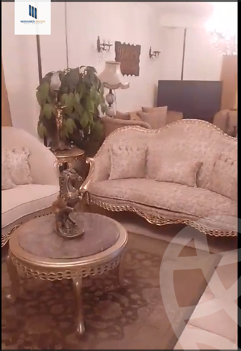 https://aqarmap.com.eg/ar/listing/5753511-for-sale-cairo-el-sheikh-zayed-city-el-hay-el-hady-ashaer-area-1-street-16