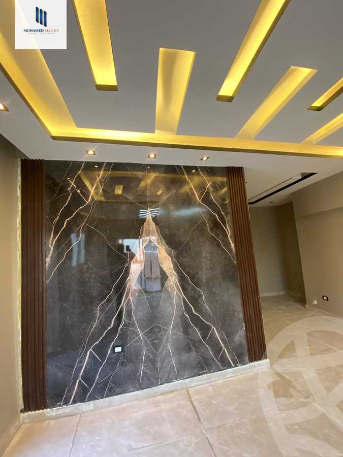 https://aqarmap.com.eg/ar/listing/5755874-for-sale-cairo-el-sheikh-zayed-city-el-hay-elsades-ashaer