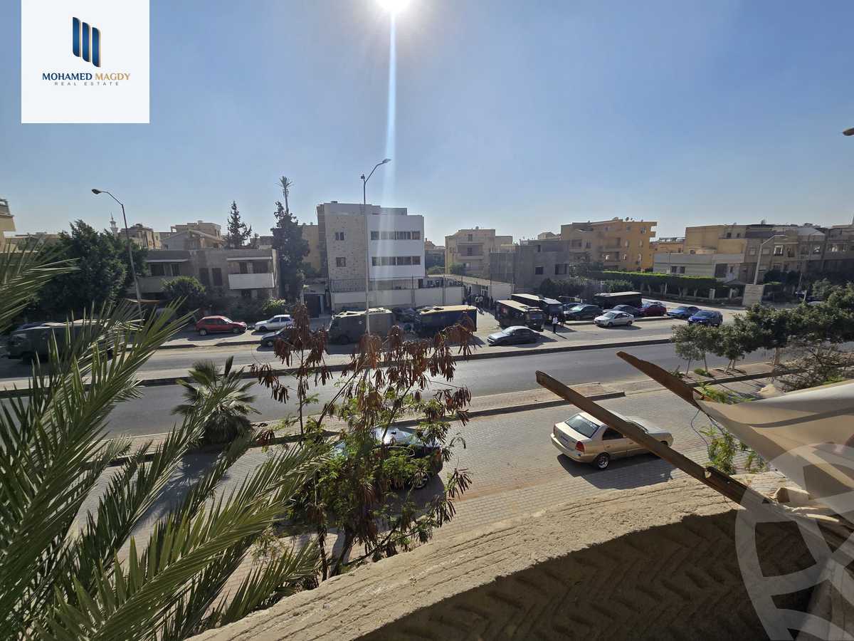 https://aqarmap.com.eg/en/listing/5762943-for-sale-cairo-6th-of-october-featured-neighborhood-first-touristic-village-el-shaheed-mohammed-abdul-latif-alshimi-st