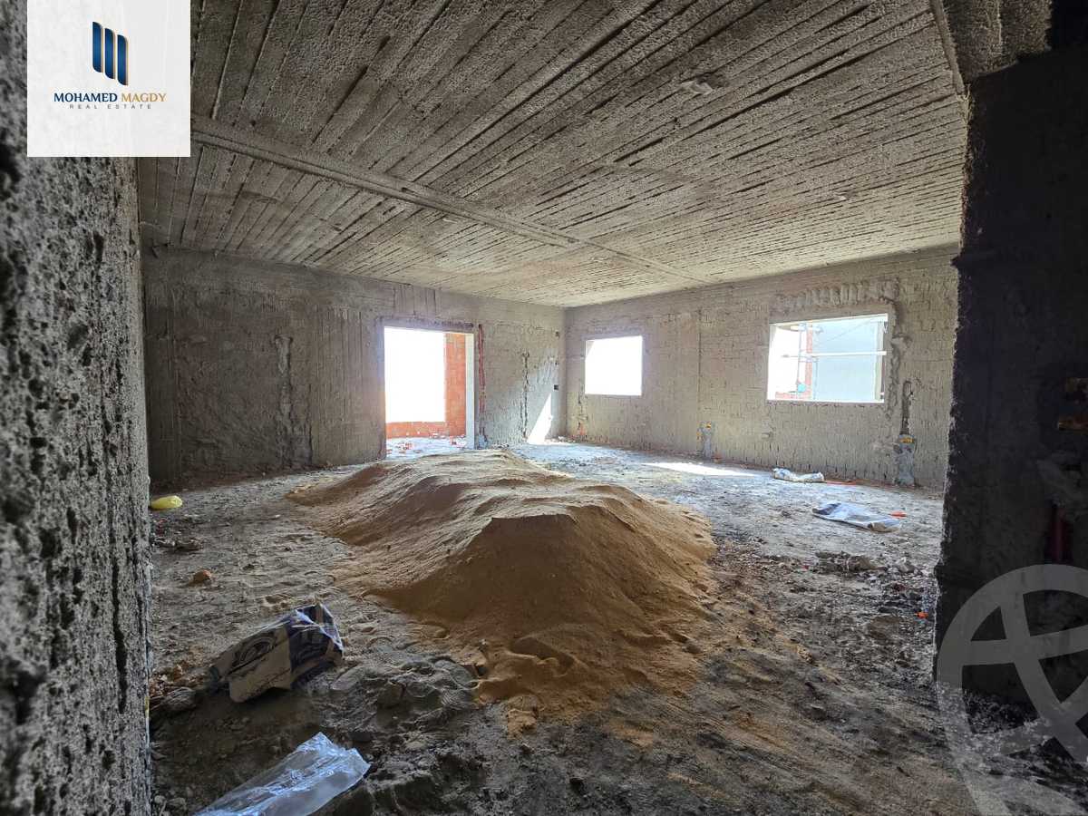 https://aqarmap.com.eg/en/listing/5792112-for-sale-cairo-6th-of-october-featured-neighborhood-fourth-touristic-village-mahmoud-sami-el-baroudi-st