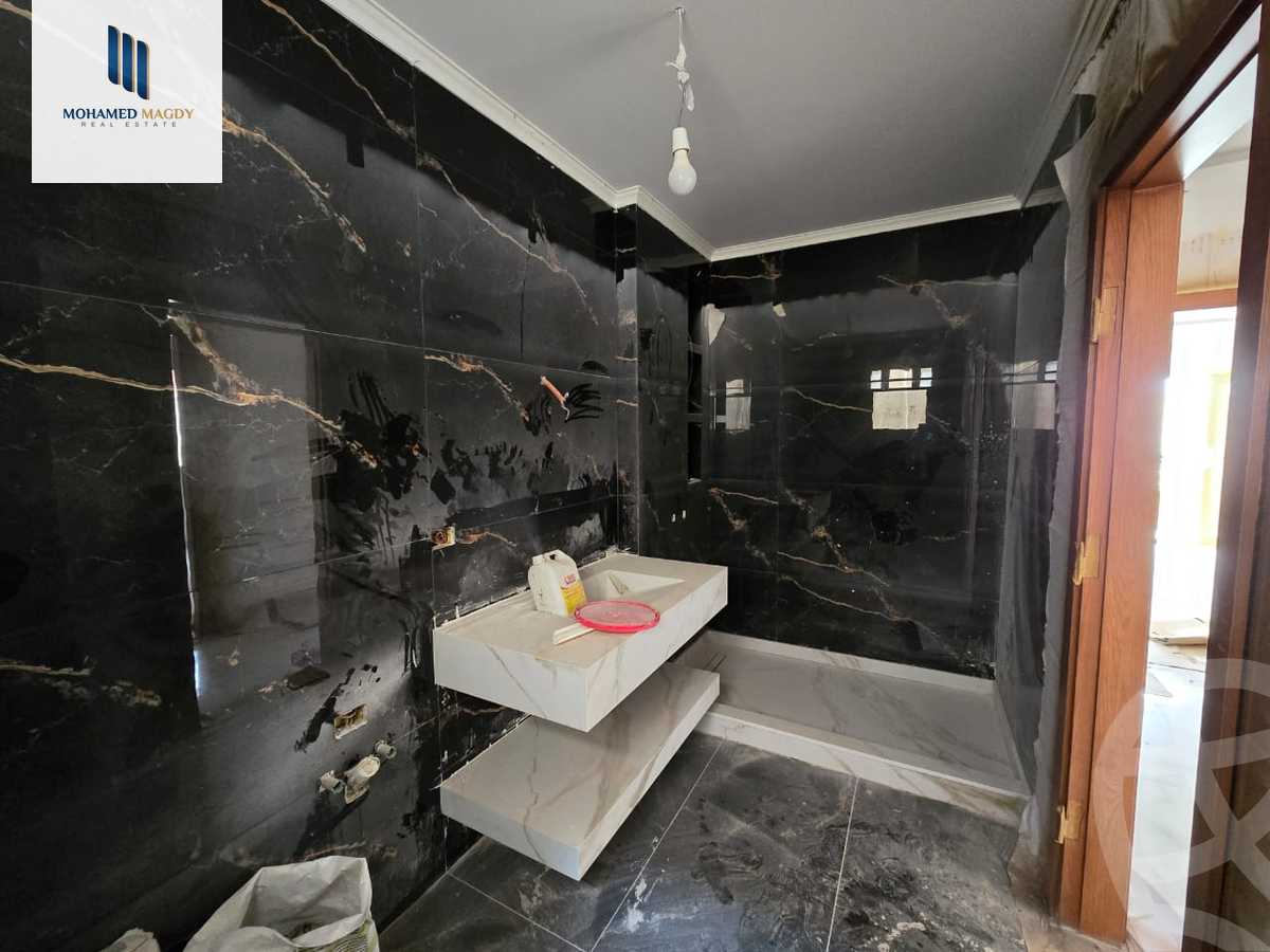 https://aqarmap.com.eg/ar/listing/5792126-for-sale-cairo-6th-of-october-featured-neighborhood-fourth-touristic-village-amin-el-refae-st