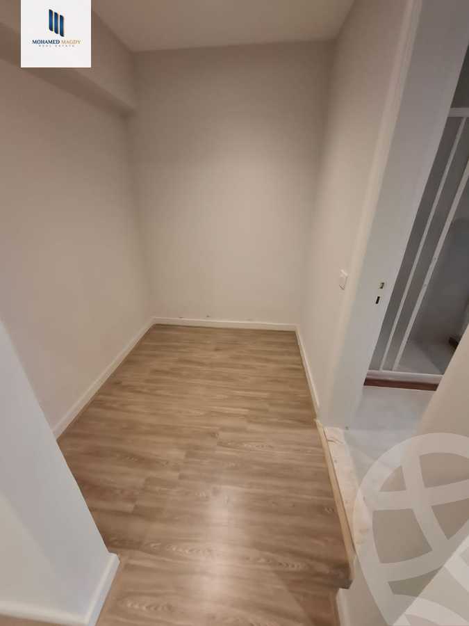 https://aqarmap.com.eg/ar/listing/5809698-for-sale-cairo-6th-of-october-featured-neighborhood-fourth-touristic-village
