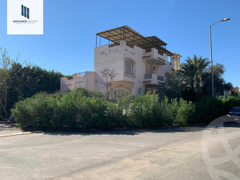https://aqarmap.com.eg/en/listing/5809712-for-sale-cairo-el-sheikh-zayed-city-compounds-el-yasmeen-compound