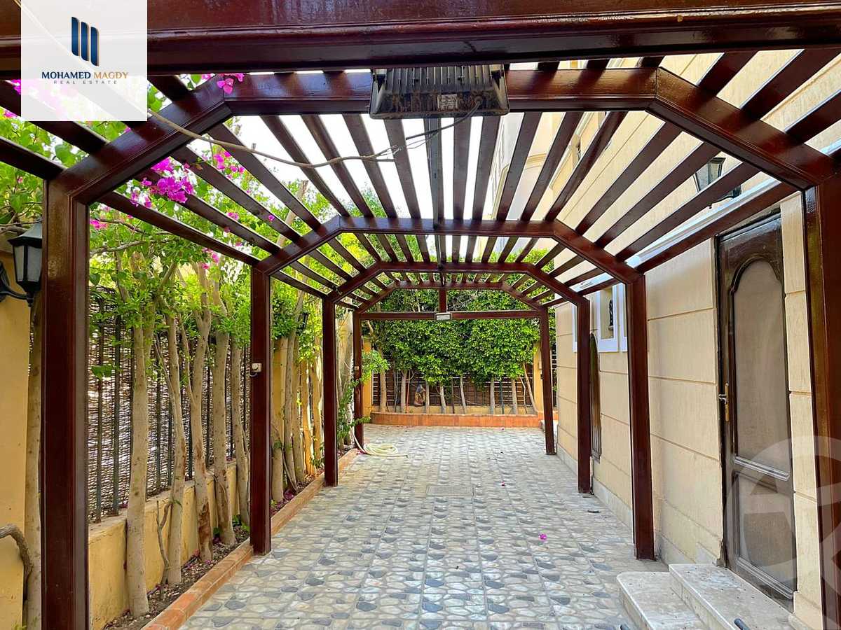 https://aqarmap.com.eg/ar/listing/5810083-for-sale-cairo-el-sheikh-zayed-city-compounds-belle-ville