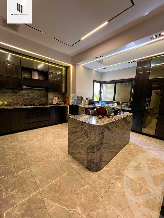 https://aqarmap.com.eg/ar/listing/5815165-for-sale-cairo-el-sheikh-zayed-city-compounds