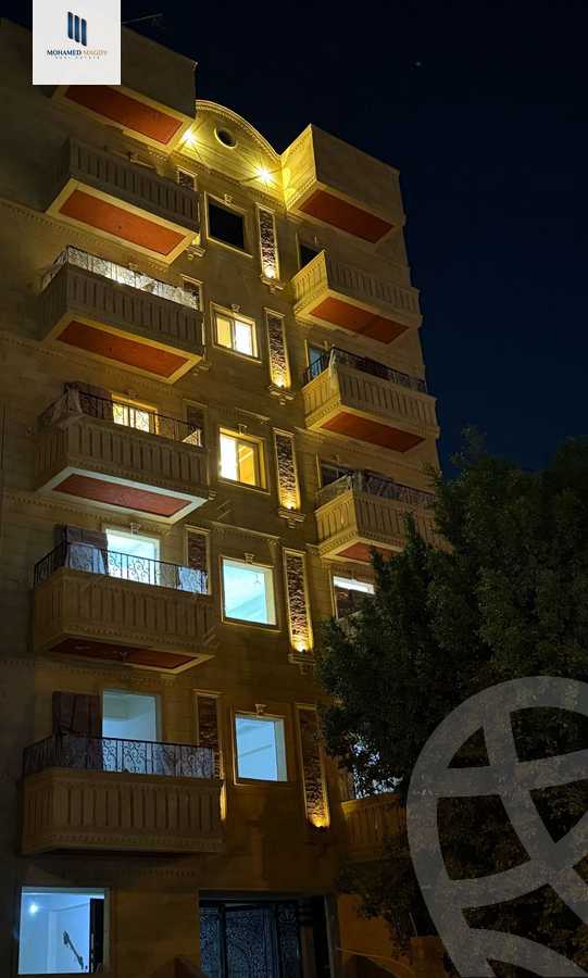 https://aqarmap.com.eg/en/listing/5830438-for-sale-cairo-6th-of-october-el-ahyaa-neighborhood-4th-school-st