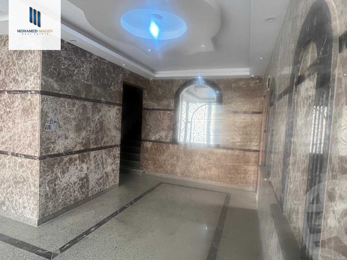 https://aqarmap.com.eg/en/listing/5830660-for-sale-cairo-el-sheikh-zayed-city-compounds-zayed-heights-compound