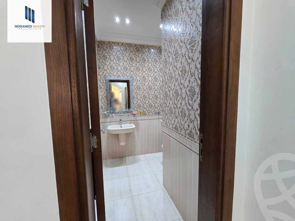 https://aqarmap.com.eg/en/listing/5830723-for-sale-cairo-6th-of-october-featured-neighborhood-sixth-touristic-village-al-wageh-street