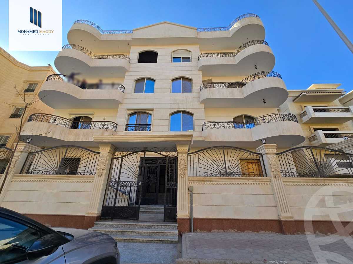 https://aqarmap.com.eg/en/listing/5830723-for-sale-cairo-6th-of-october-featured-neighborhood-sixth-touristic-village-al-wageh-street