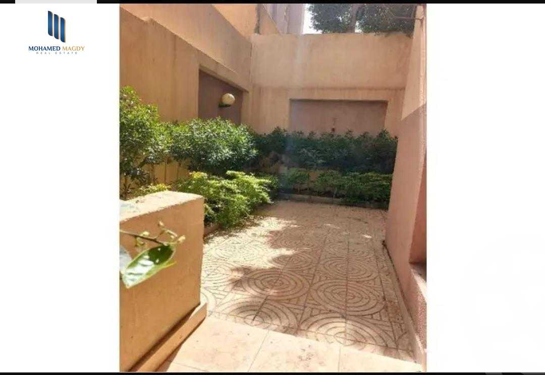 https://aqarmap.com.eg/en/listing/5830848-for-sale-cairo-6th-of-october-el-tawsaat-el-shamalya-ltws-t-lsyhy-lshmly