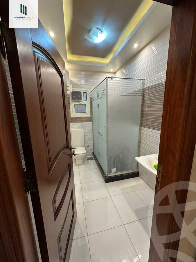 https://aqarmap.com.eg/ar/listing/5830859-for-sale-cairo-6th-of-october-featured-neighborhood-fourth-touristic-village-mahmoud-sami-el-baroudi-st