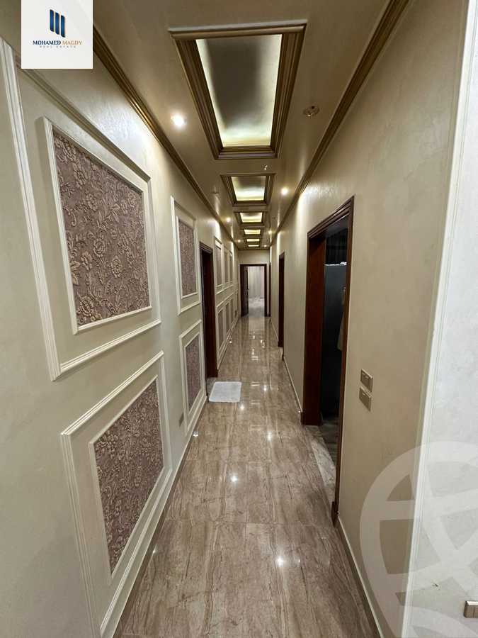 https://aqarmap.com.eg/ar/listing/5830859-for-sale-cairo-6th-of-october-featured-neighborhood-fourth-touristic-village-mahmoud-sami-el-baroudi-st