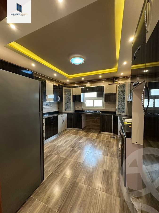 https://aqarmap.com.eg/ar/listing/5830859-for-sale-cairo-6th-of-october-featured-neighborhood-fourth-touristic-village-mahmoud-sami-el-baroudi-st