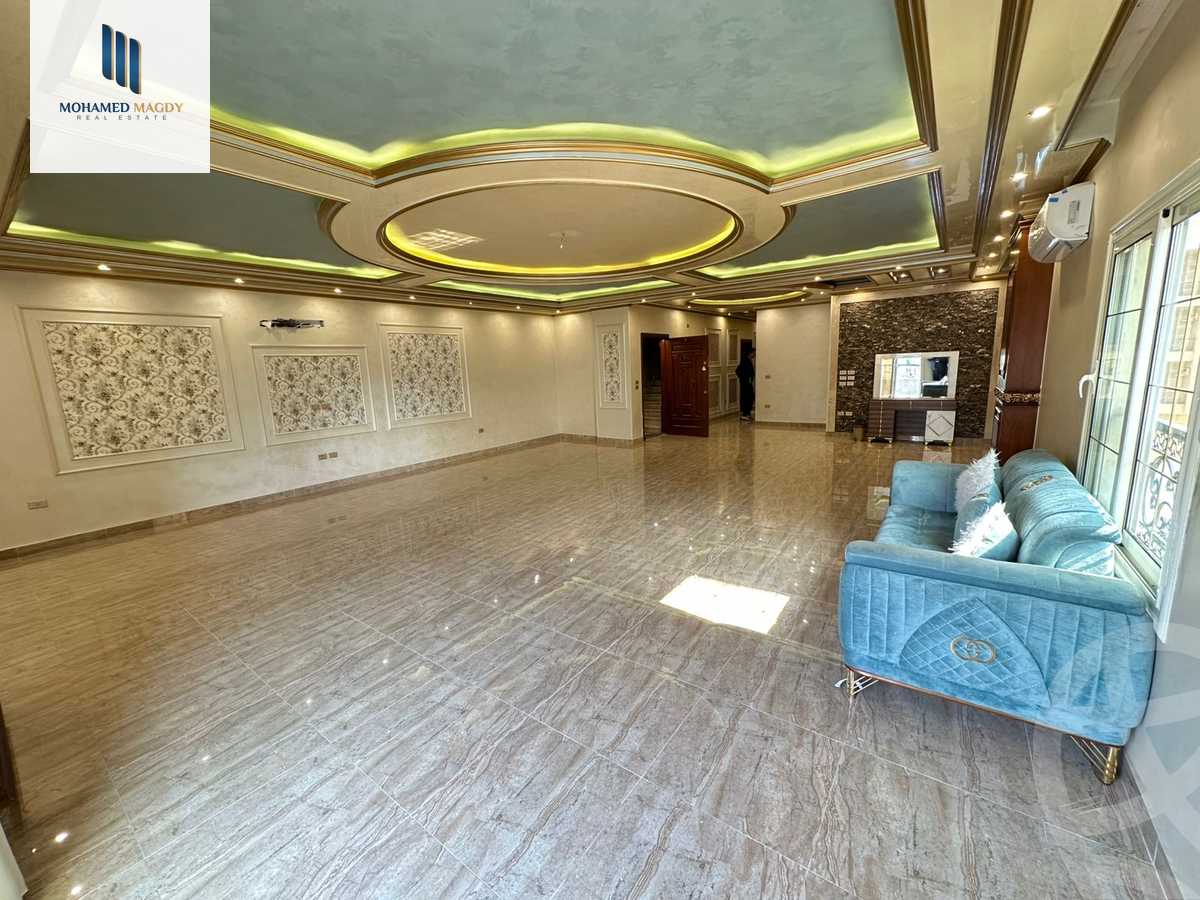 https://aqarmap.com.eg/ar/listing/5830859-for-sale-cairo-6th-of-october-featured-neighborhood-fourth-touristic-village-mahmoud-sami-el-baroudi-st