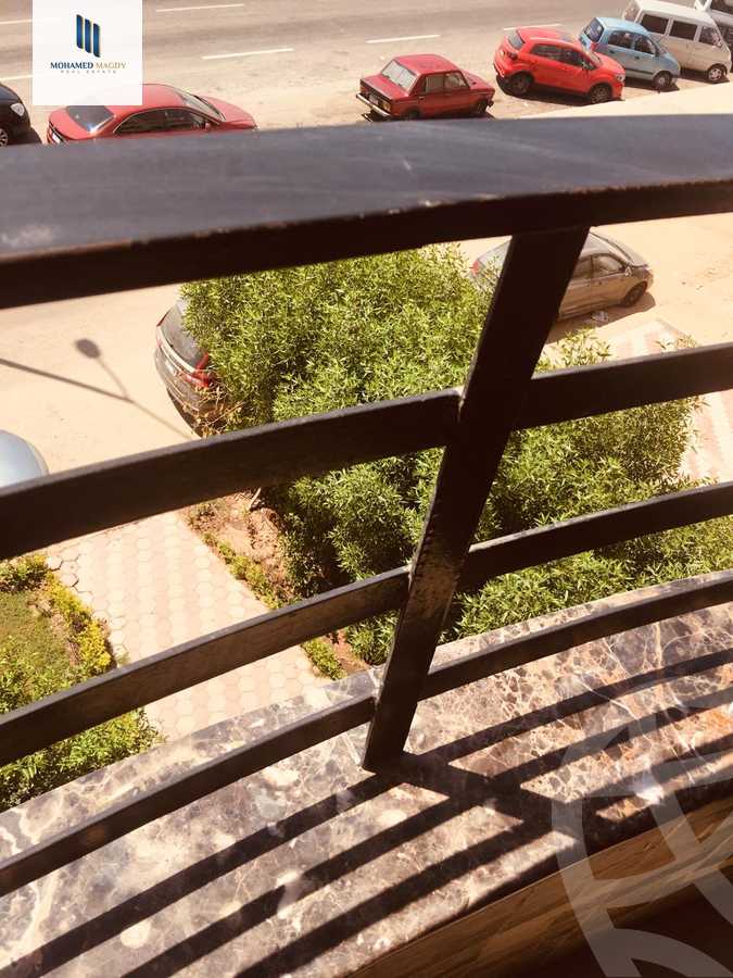 https://aqarmap.com.eg/ar/listing/5752961-for-sale-cairo-el-sheikh-zayed-city-el-hay-el-hady-ashaer-area-4-el-marwa-st