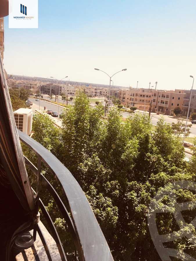 https://aqarmap.com.eg/ar/listing/5752961-for-sale-cairo-el-sheikh-zayed-city-el-hay-el-hady-ashaer-area-4-el-marwa-st