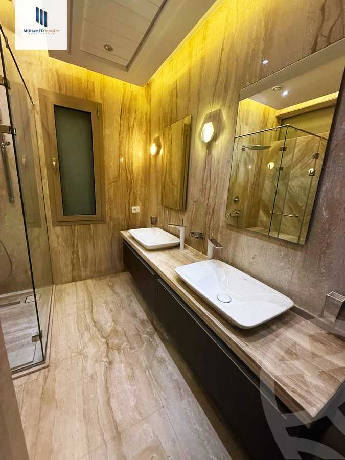https://aqarmap.com.eg/en/listing/5854765-for-sale-cairo-el-sheikh-zayed-city-compounds-kmbwnd-ljry-swdyk