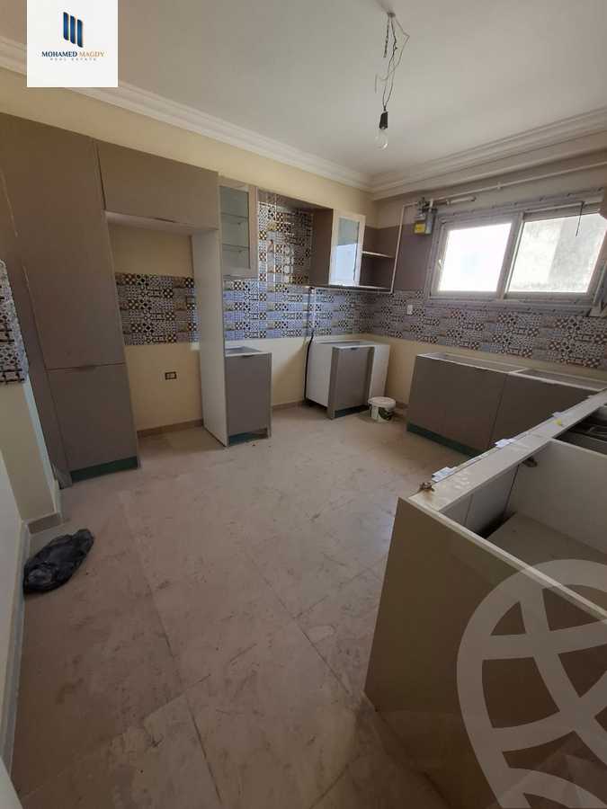 https://aqarmap.com.eg/en/listing/5860113-for-sale-cairo-6th-of-october-featured-neighborhood-fourth-touristic-village-mahmoud-sami-el-baroudi-st