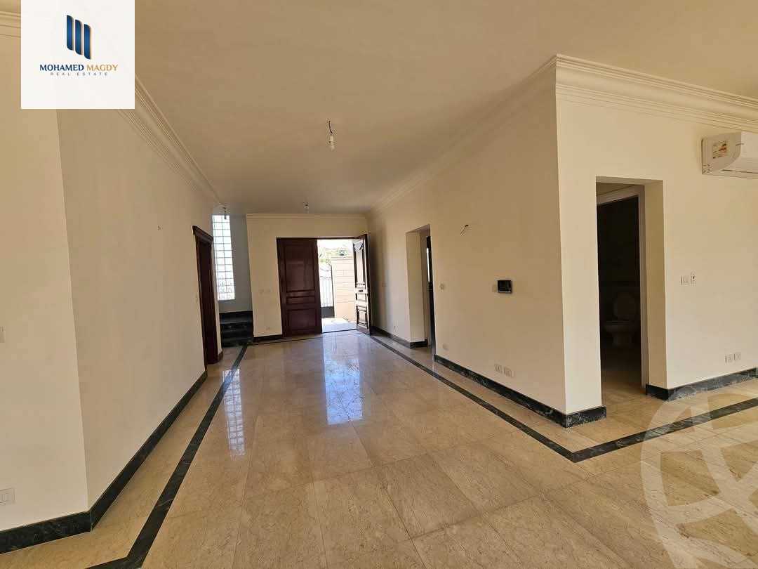 https://aqarmap.com.eg/en/listing/5808012-for-sale-cairo-el-sheikh-zayed-city-compounds-royal-city