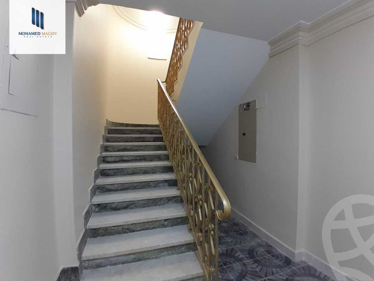 https://aqarmap.com.eg/en/listing/5860554-for-sale-cairo-6th-of-october-compounds-mena-garden-city