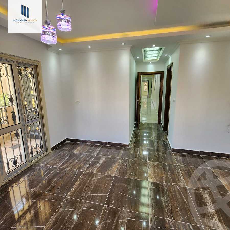 https://aqarmap.com.eg/en/listing/5867236-for-sale-cairo-el-sheikh-zayed-city-compounds-el-khamayel