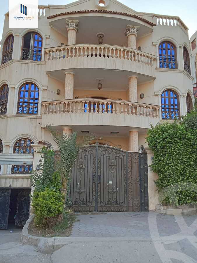 https://aqarmap.com.eg/ar/listing/5882333-for-sale-cairo-6th-of-october-el-ahyaa-neighborhood-1st-al-maahad