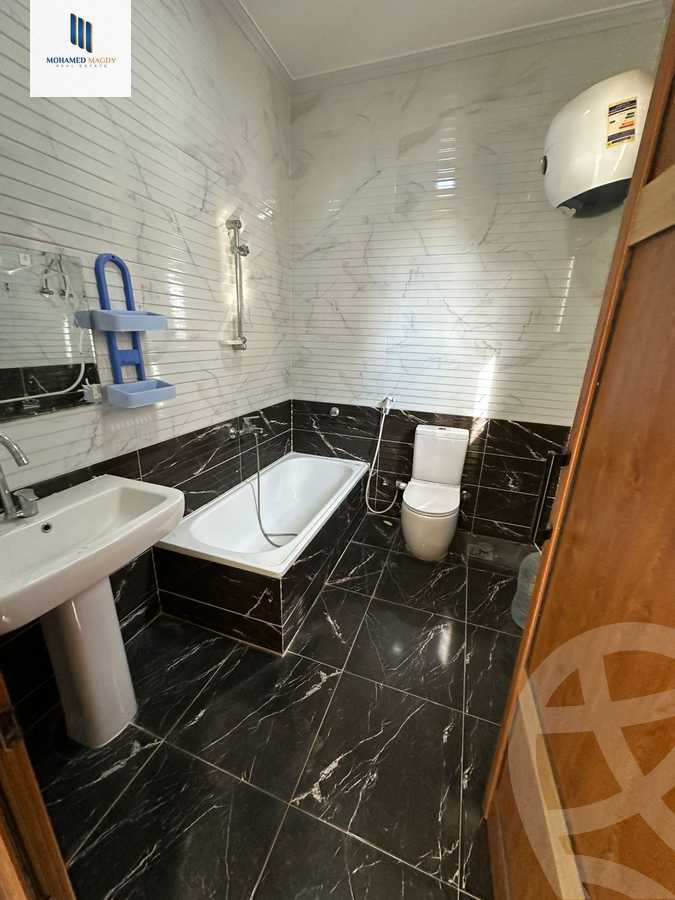 https://aqarmap.com.eg/ar/listing/5903704-for-sale-cairo-6th-of-october-el-tawsaat-el-shamalya-touristic-second-area