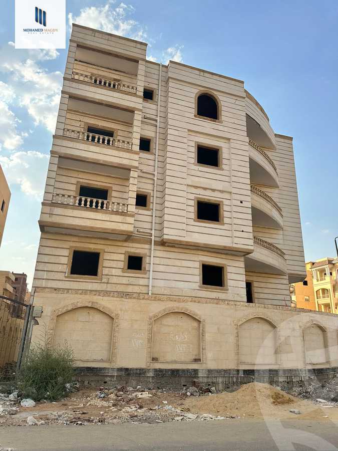 https://aqarmap.com.eg/en/listing/5906906-for-sale-cairo-6th-of-october-el-tawsaat-el-shamalya-hy-2000-qt
