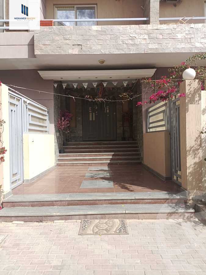 https://aqarmap.com.eg/en/listing/5918736-for-sale-cairo-6th-of-october-compounds-high-town