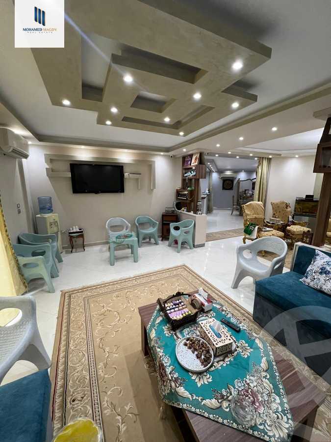 https://aqarmap.com.eg/en/listing/5918846-for-sale-cairo-6th-of-october-compounds-high-town