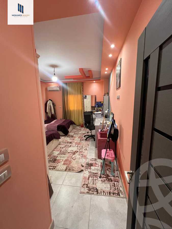 https://aqarmap.com.eg/en/listing/5918846-for-sale-cairo-6th-of-october-compounds-high-town