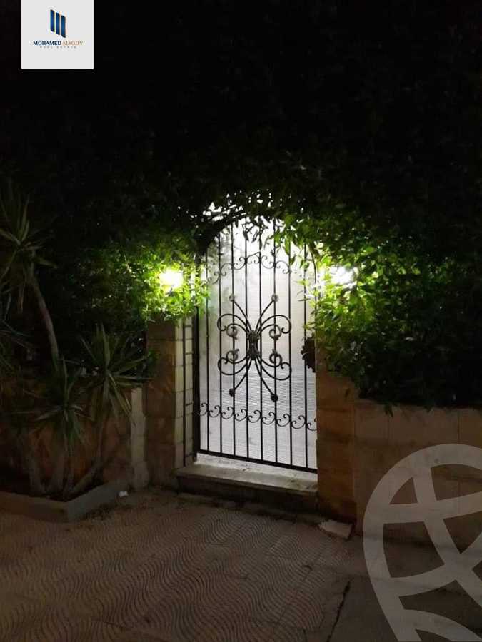 https://aqarmap.com.eg/en/listing/5918944-for-sale-cairo-6th-of-october-el-ahyaa-neighborhood-4th-school-st