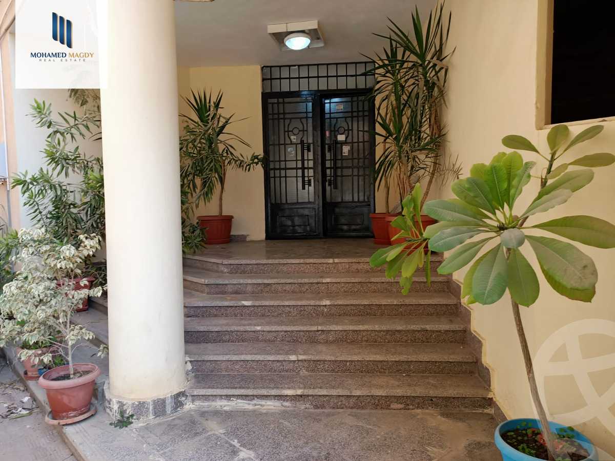 https://aqarmap.com.eg/en/listing/5924058-for-sale-cairo-6th-of-october-compounds-jrdyny-lshms
