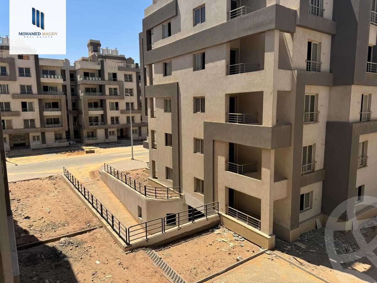 https://aqarmap.com.eg/en/listing/5931230-for-sale-cairo-6th-of-october-compounds-kmbwnd-jm-lqhr