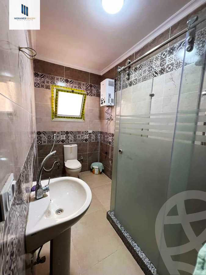 https://aqarmap.com.eg/en/listing/5931342-for-sale-cairo-6th-of-october-compounds-green-yard