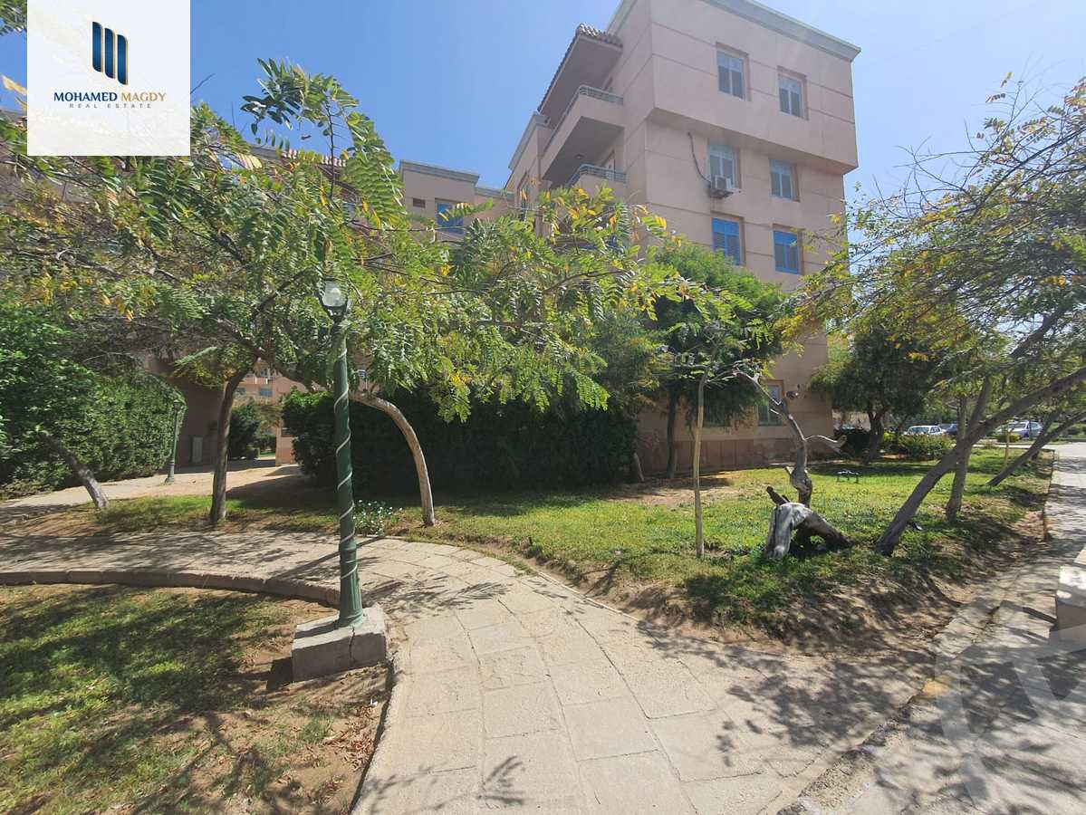 https://aqarmap.com.eg/en/listing/5931699-for-sale-cairo-6th-of-october-compounds-el-bustan-residence