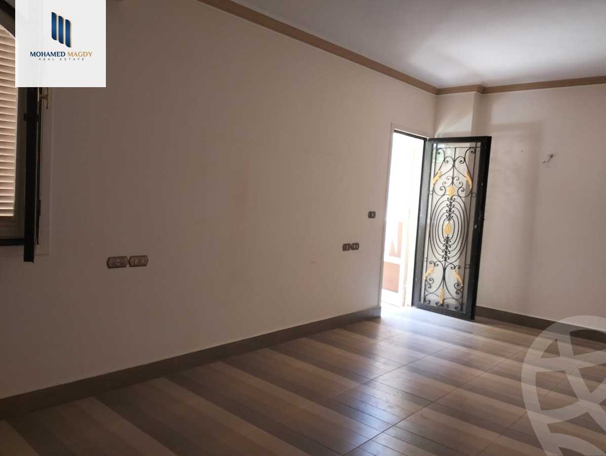 https://aqarmap.com.eg/en/listing/5931868-for-sale-cairo-6th-of-october-compounds-el-fayroz